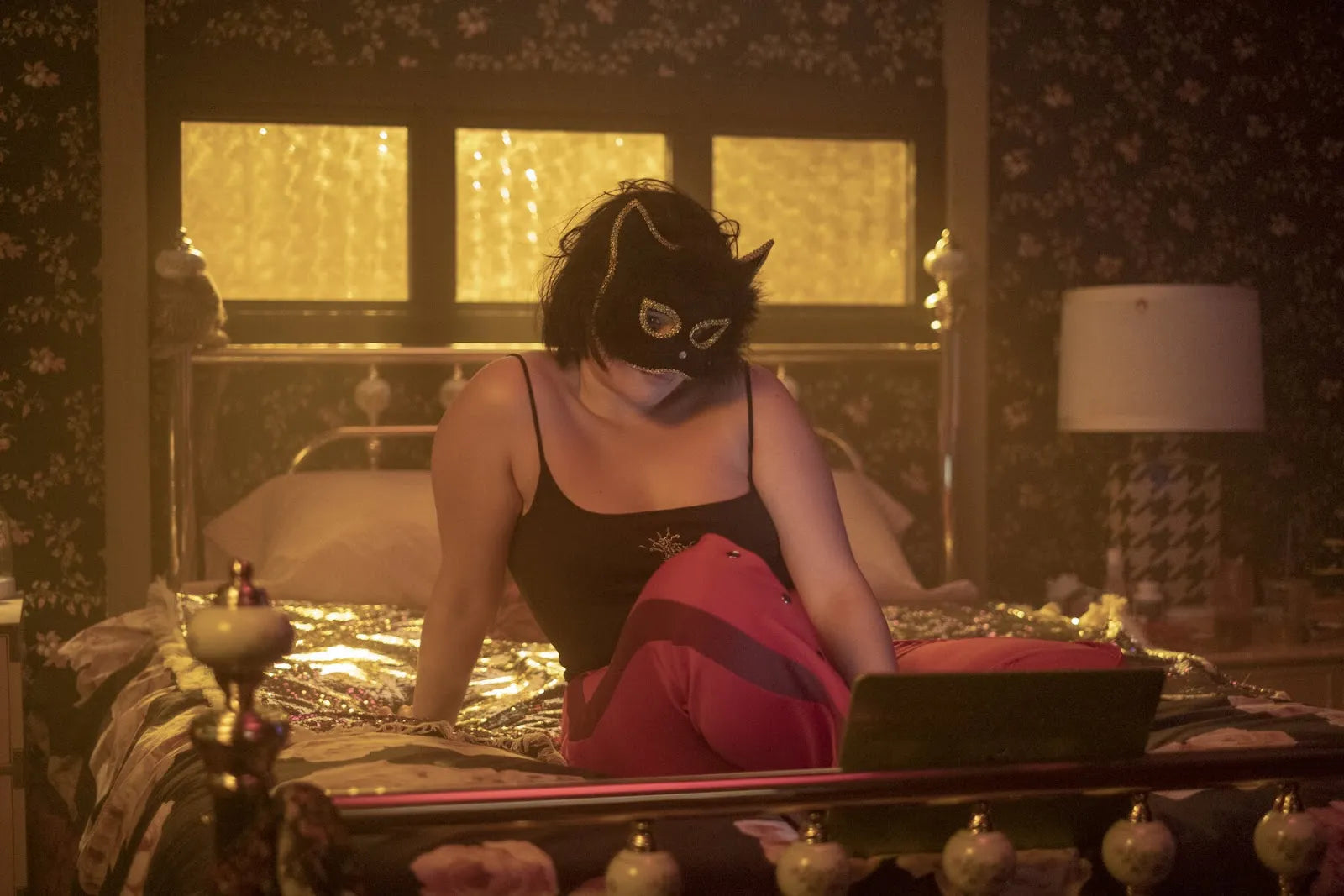 Unveiling the Intricacies of Camming and the Allure of Adult Entertainment