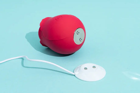 Clit Pumps: Why Try Them, How They Work, & Our Top Picks
